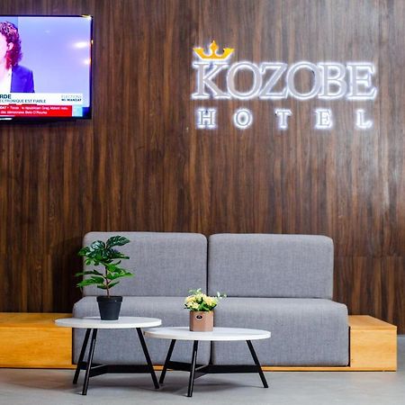 Kozobe Hotel Ambilobe Exteriör bild